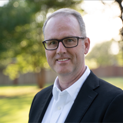 Bernard, Eric Headshot